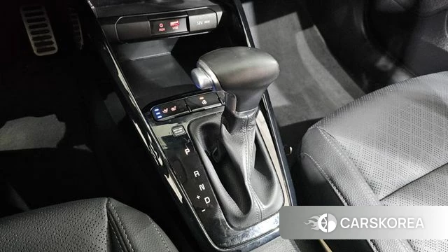 Kia Stonic id 3942612 из Кореи 19