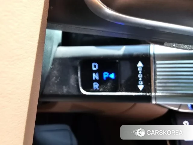 Hyundai Grandeur Hybrid (GN7) id 2900223 из Кореи 19