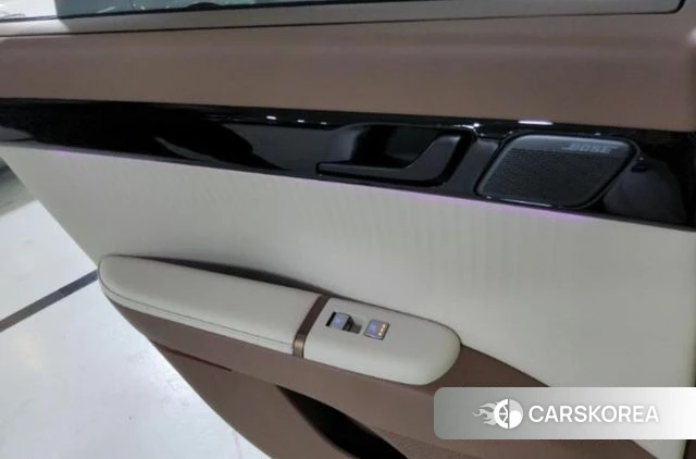 Hyundai Grandeur Hybrid (GN7) id 3963209 из Кореи 19