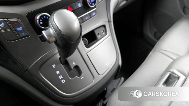 Hyundai The New Grand Starex id 4294372 из Кореи 19