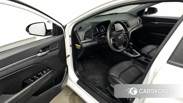 Hyundai Avante AD id 4900880 из Кореи 33