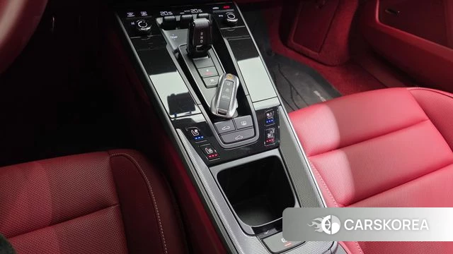 Porsche 911(992) id 4280440 из Кореи 19
