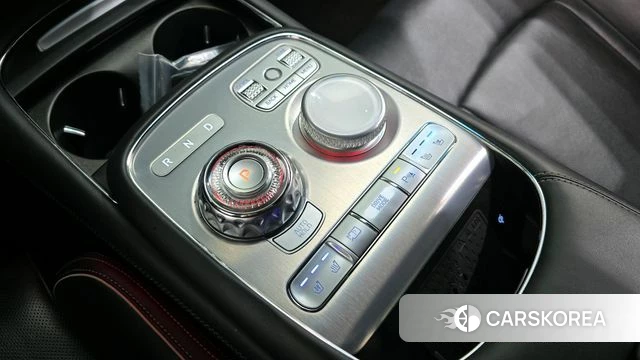 Genesis G90 (RS4) id 3827256 из Кореи 19