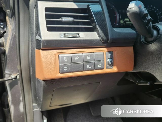 Ssangyong Rexton Sports Cannes id 3919823 из Кореи 16