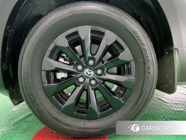 Mazda CX-50 line also id 4264594 из Китая 22
