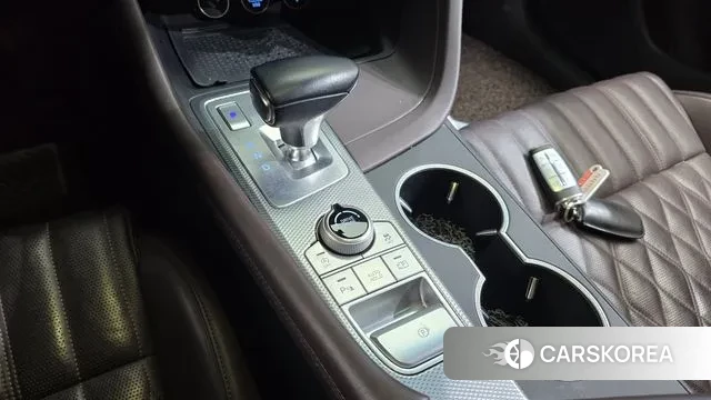 Genesis The New G70 id 3417148 из Кореи 19