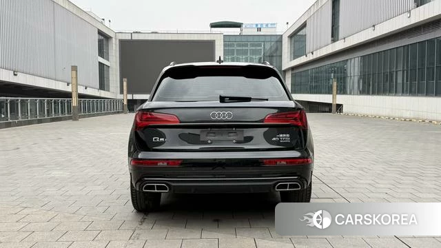 Audi Q5L id 4314516 из Китая 17