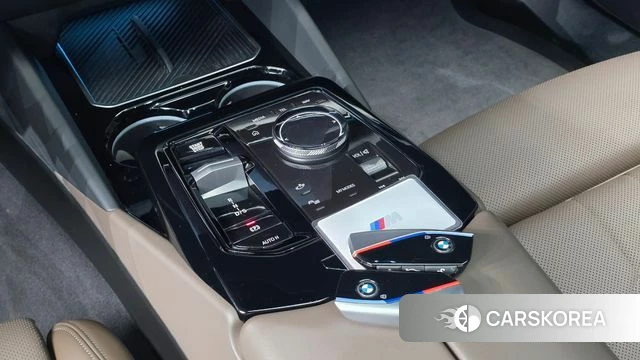 BMW 5 Series (G60) id 4523354 из Кореи 30