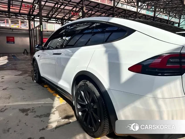 Tesla Model X id 3742530 из Кореи 14
