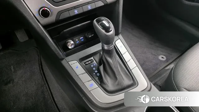 Hyundai Avante AD id 2991455 из Кореи 19