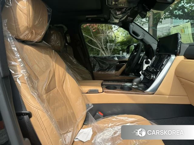 Lexus LX id 4314738 из Китая 12