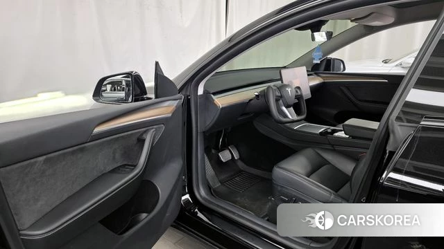 Tesla Model Y id 3826004 из Кореи 19