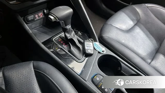 Kia Niro id 3050525 из Кореи 19