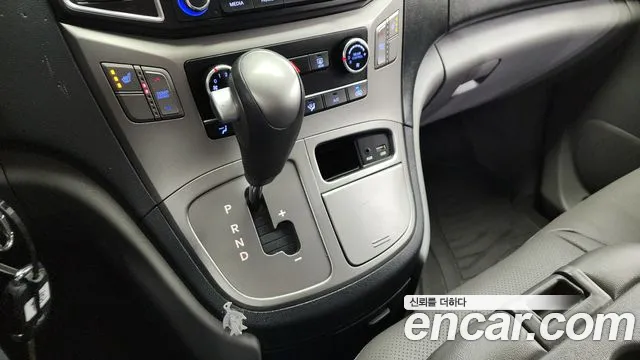 Hyundai The New Grand Starex id 2383473 из Кореи 19