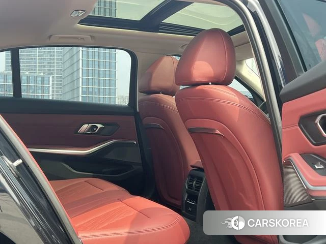 BMW 3 series id 3983269 из Китая 17