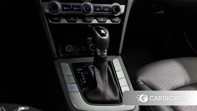 Hyundai The New Avante AD id 3000381 из Кореи 19