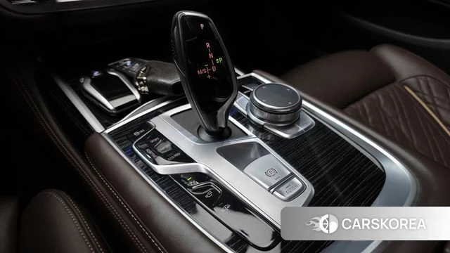 BMW 7 Series (G11) id 4355508 из Кореи 29