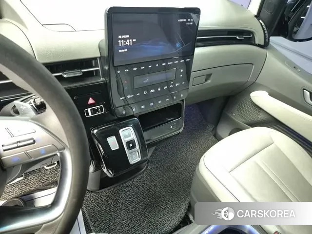 Hyundai Staria id 3717346 из Кореи 17