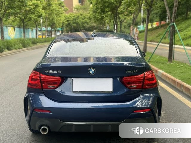 BMW 1 series id 4278328 из Китая 16