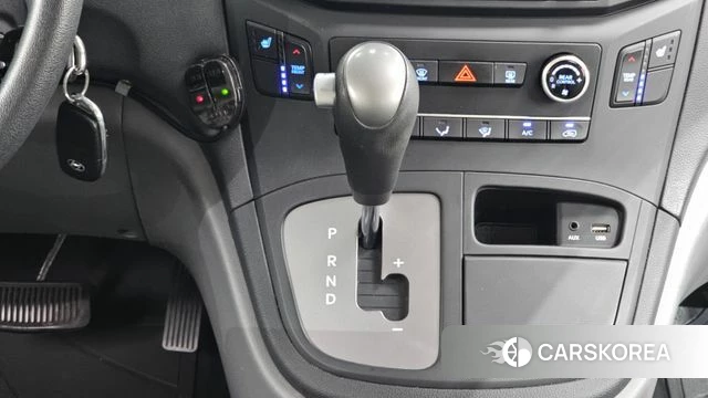 Hyundai The New Grand Starex id 4658093 из Кореи 19