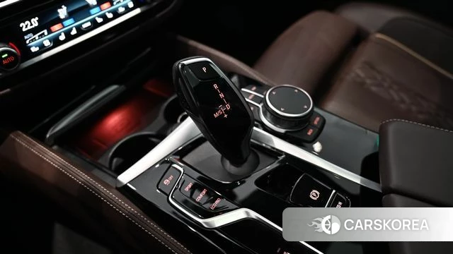 BMW 5 Series (G30) id 4488933 из Кореи 19
