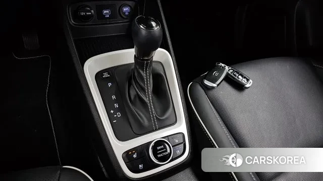 Hyundai Venue id 3765301 из Кореи 19