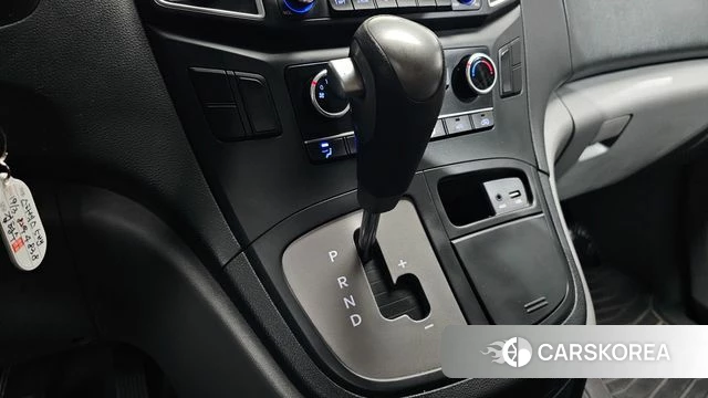 Hyundai The New Grand Starex id 3966241 из Кореи 19