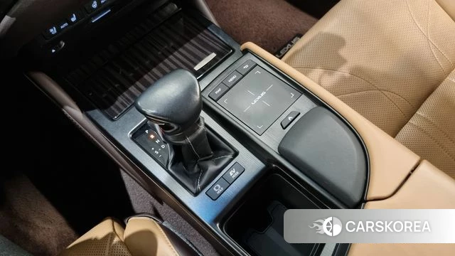 Lexus ES300h 7th generation id 3866032 из Кореи 16