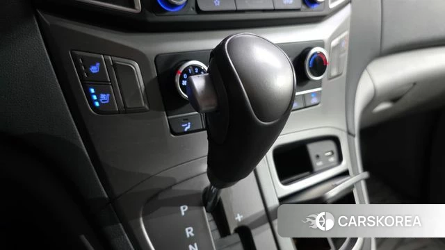 Hyundai The New Grand Starex id 3828838 из Кореи 19