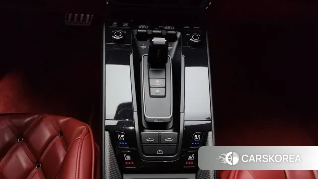 Porsche 911(992) id 3670201 из Кореи 19