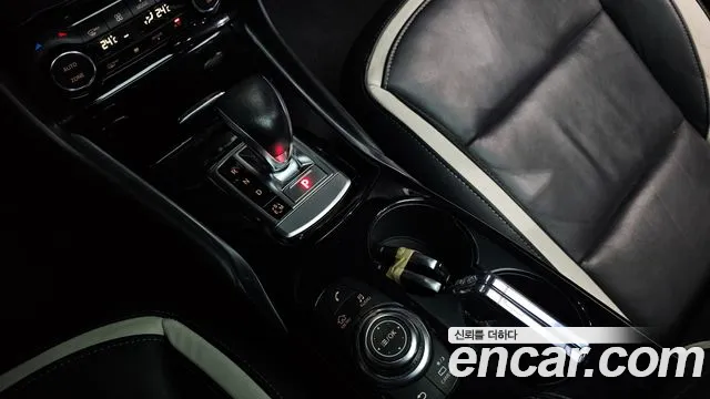 Infiniti Q30 id 2319353 из Кореи 19