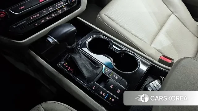 Kia The New Carnival id 3396235 из Кореи 19