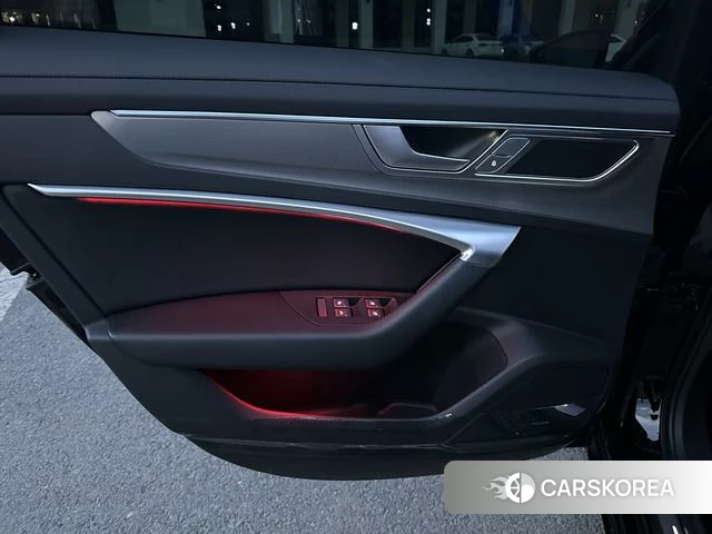Audi A6L id 4313570 из Китая 11