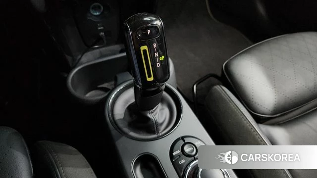Mini Cooper Electric id 4361107 из Кореи 32