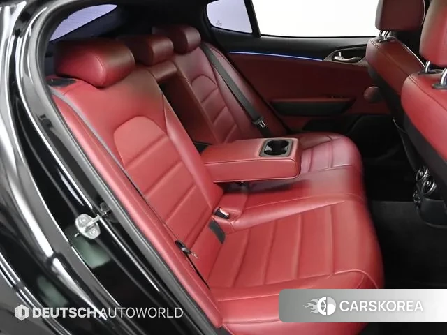 Kia Stinger id 3608470 из Кореи 19