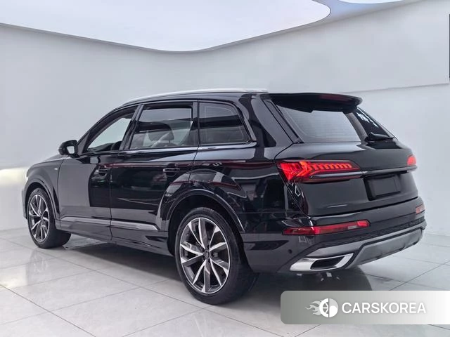 Audi Q7 id 4265844 из Китая 19