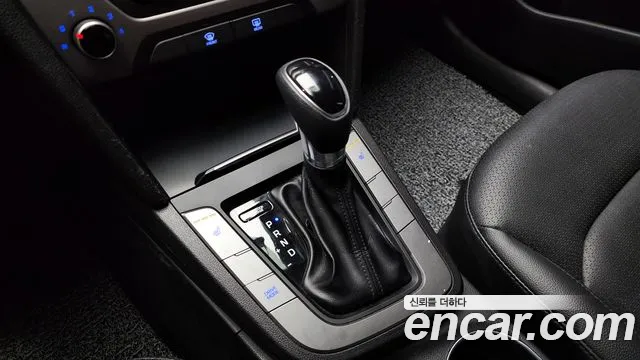 Hyundai Avante AD id 2835085 из Кореи 19