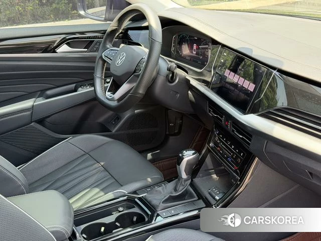 Volkswagen Passat id 4276472 из Китая 26