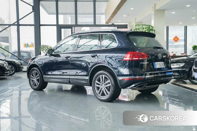 Volkswagen Touareg id 4215214 из Китая 33