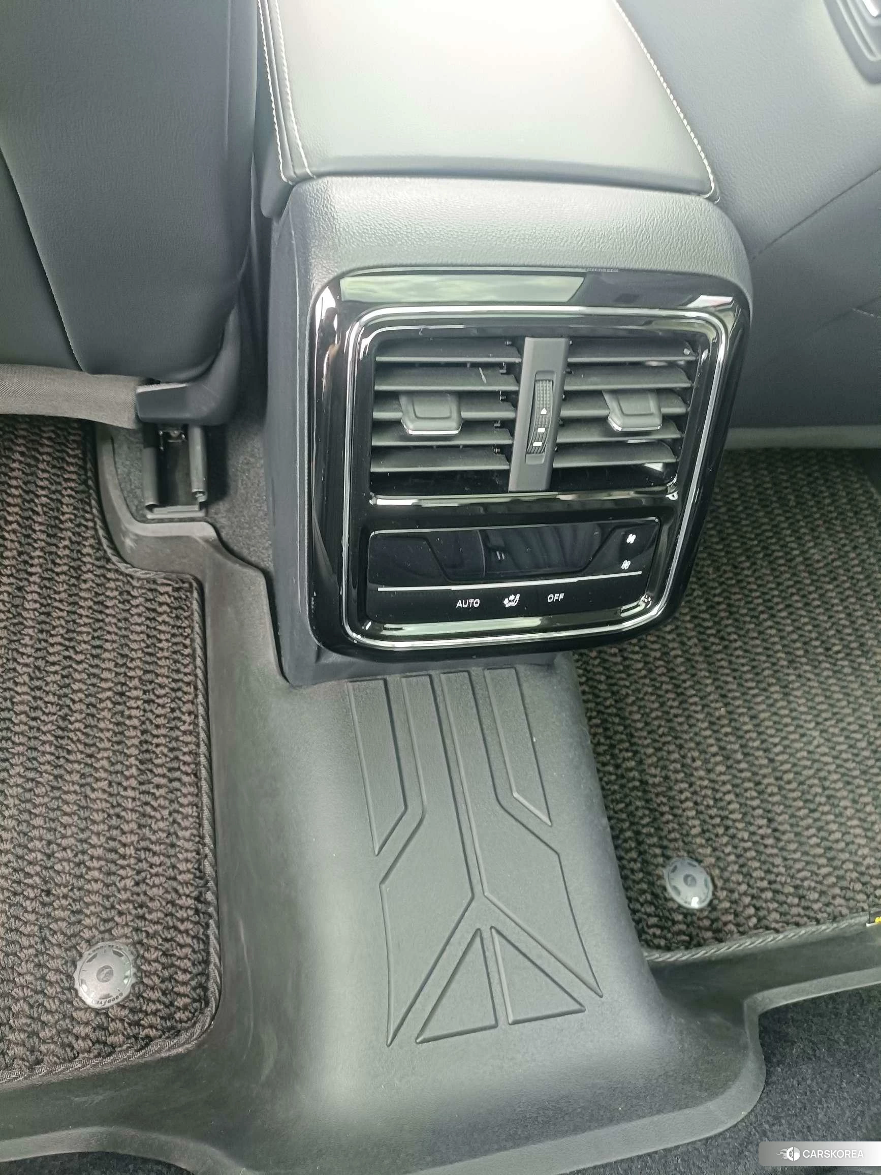 Volkswagen Passat id 4492838 из Китая 13