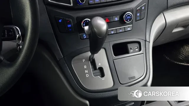 Hyundai The New Grand Starex id 3429621 из Кореи 19