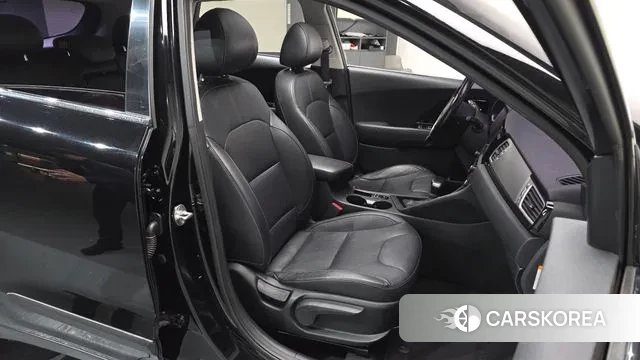 Kia Niro id 3423455 из Кореи 19