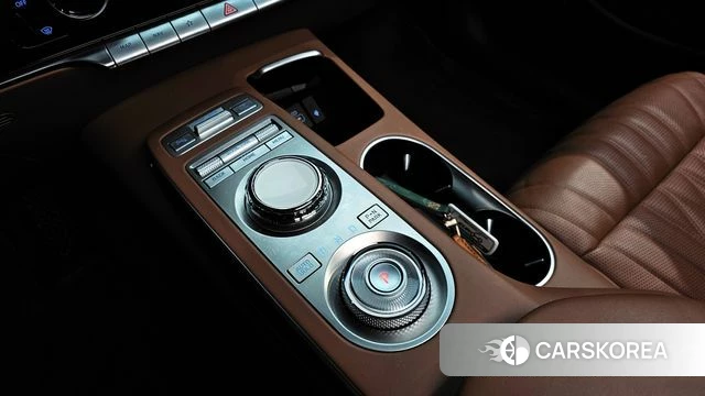 Genesis GV70 id 4202504 из Кореи 31