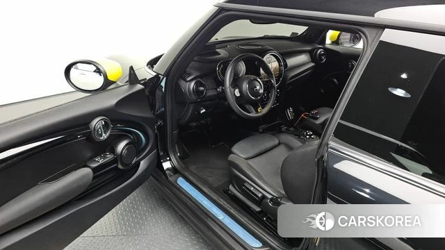 Mini Cooper Electric id 4645577 из Кореи 29