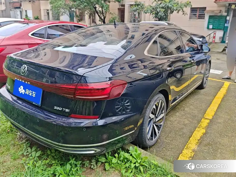 Volkswagen Passat id 4547558 из Китая 15