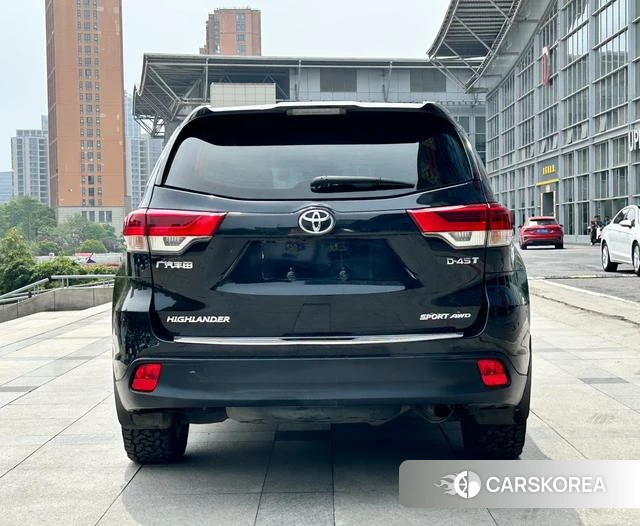Toyota Highlander id 4328503 из Китая 19