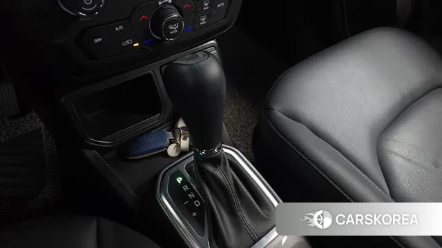 Jeep Renegade id 3621441 из Кореи 19