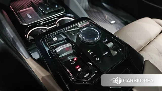 BMW 5 Series (G60) id 3689384 из Кореи 19