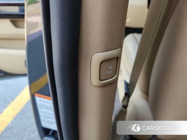 Kia The New Carnival id 3055622 из Кореи 19