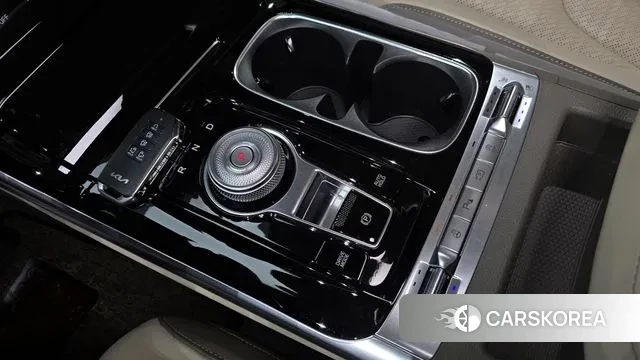 Kia Carnival 4th generation id 3300393 из Кореи 19